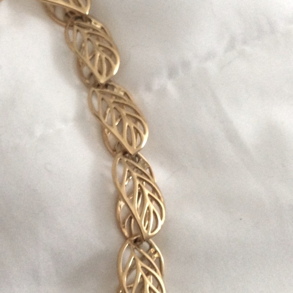 Vintage gold tone chunky chain choker statement necklace - Picture 2 of 3